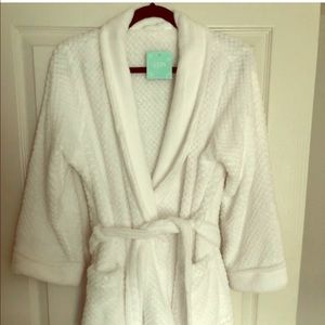 Ulta white luxury robe
